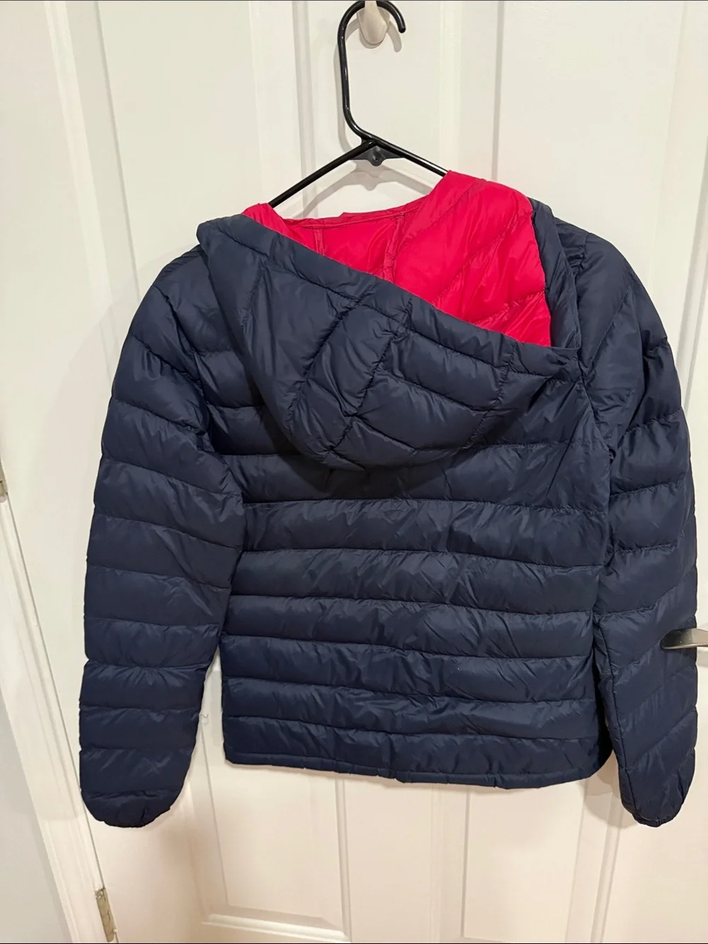 Women's Navy Hooded Puffer Jacket - Lightweight Insulated Coat